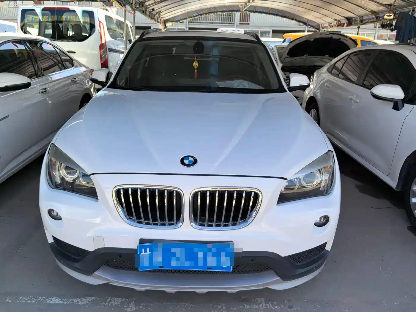 BMW X1 2015 sDrive18i Fashion Upgrade Edition — миниатюра 2