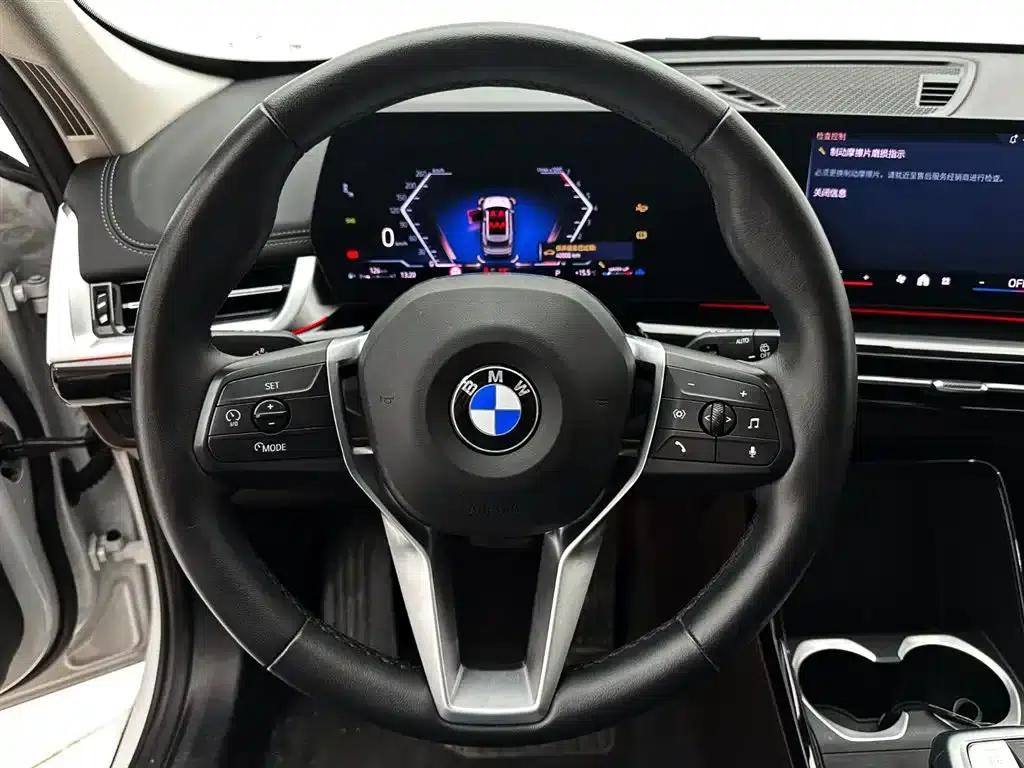 2023 BMW X1 sDrive20Li X Design Package — миниатюра 11