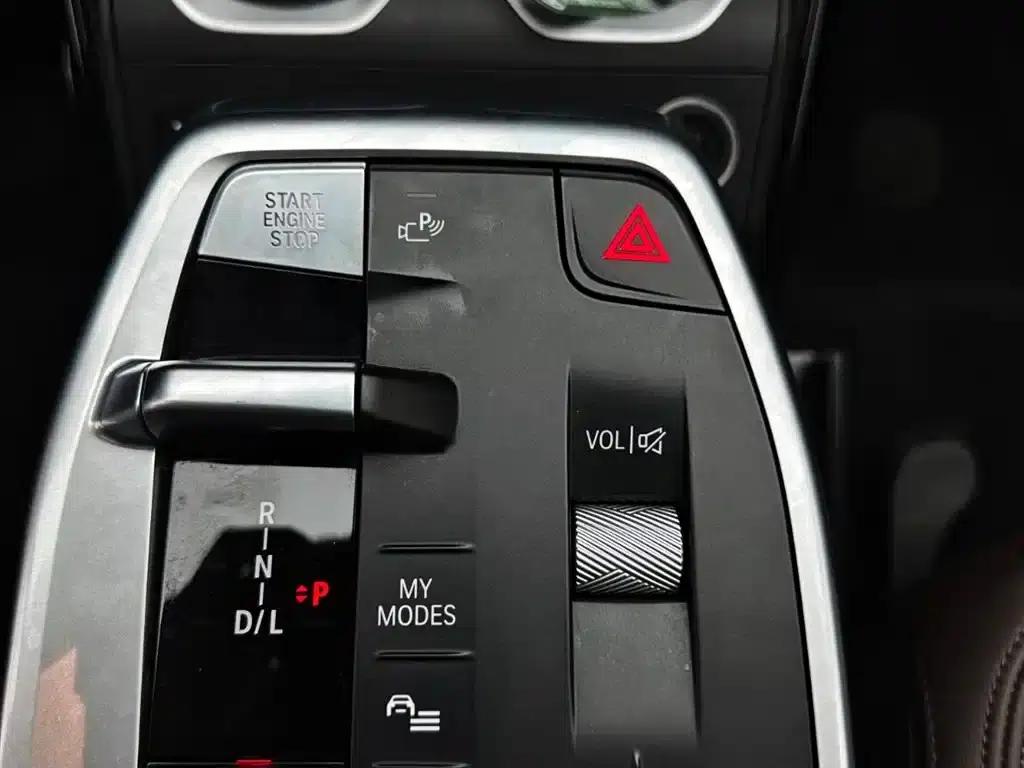 2023 BMW X1 sDrive20Li X Design Package — миниатюра 13