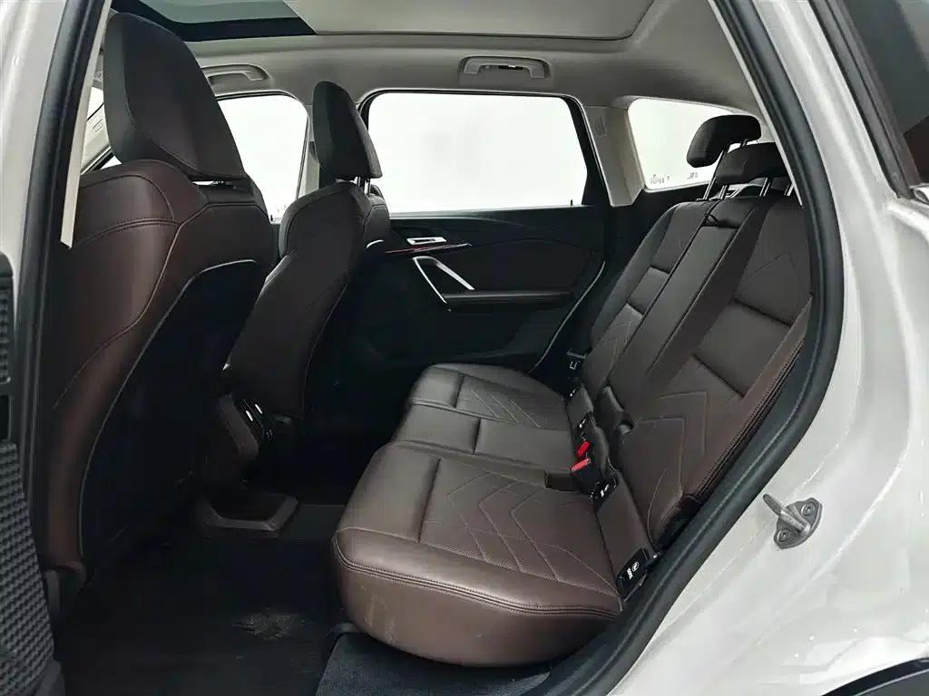 2023 BMW X1 sDrive20Li X Design Package — миниатюра 22