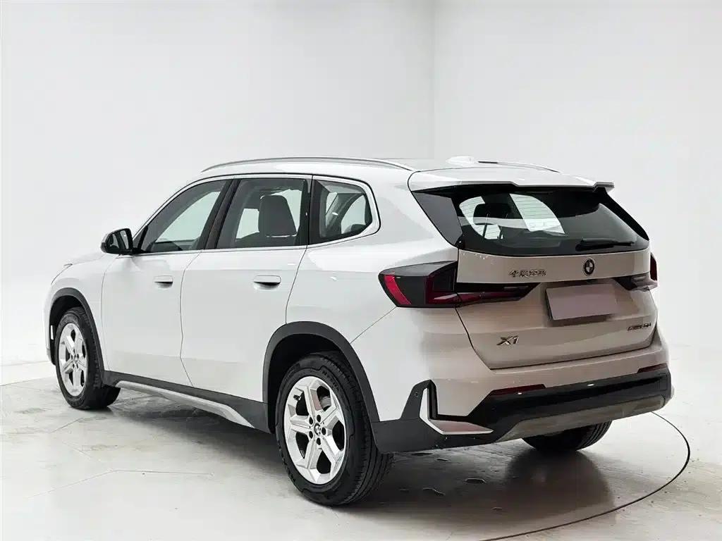 2023 BMW X1 sDrive20Li X Design Package — миниатюра 4