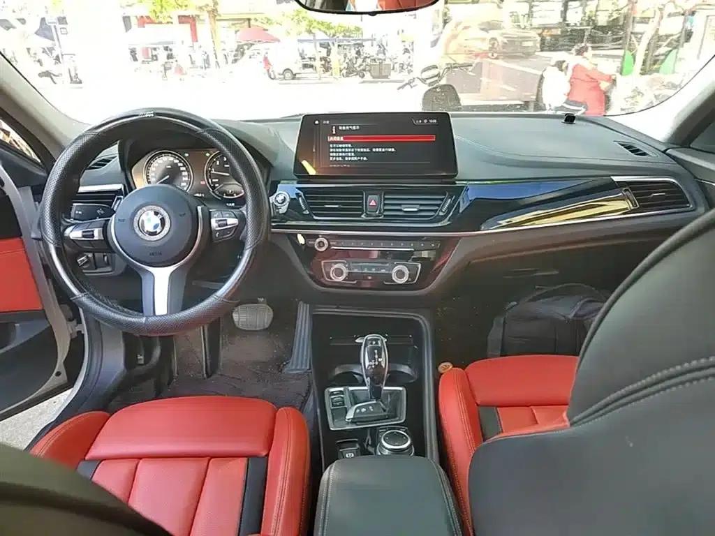 2022 BMW 1 Series 125i M Sport Shadow Edition — миниатюра 10