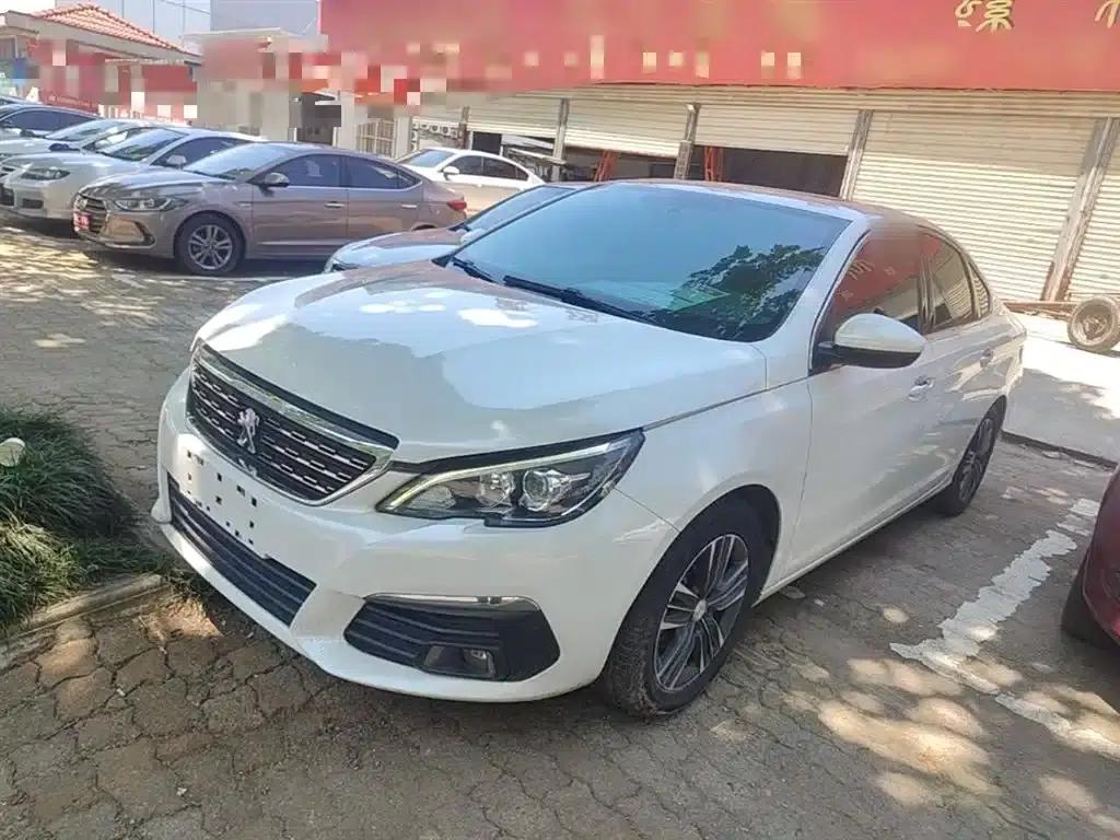 Peugeot 308 2016 1.6L Automatic Luxury Edition — миниатюра 2