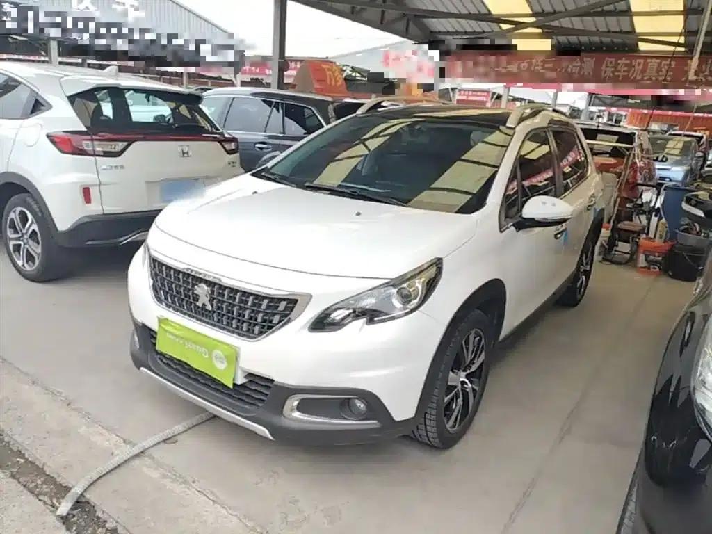 Peugeot 2008 2018 Model 1.6L Automatic Fashion Edition — миниатюра 1