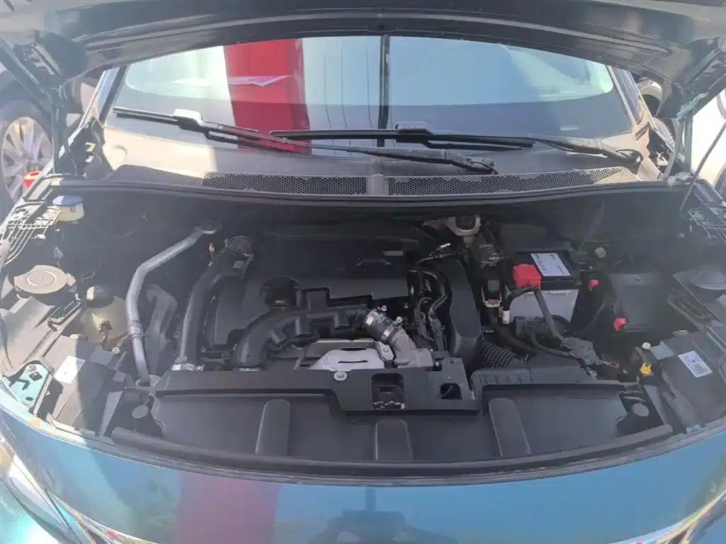 Peugeot 5008 2017 350THP 5-seater Elite Edition — миниатюра 20