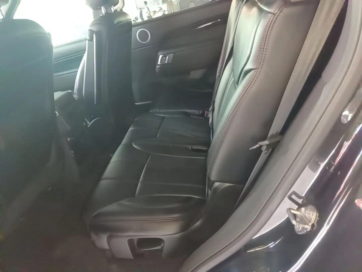 Land Rover Discovery 2017 5th Generation 3.0 V6 SE — миниатюра 19