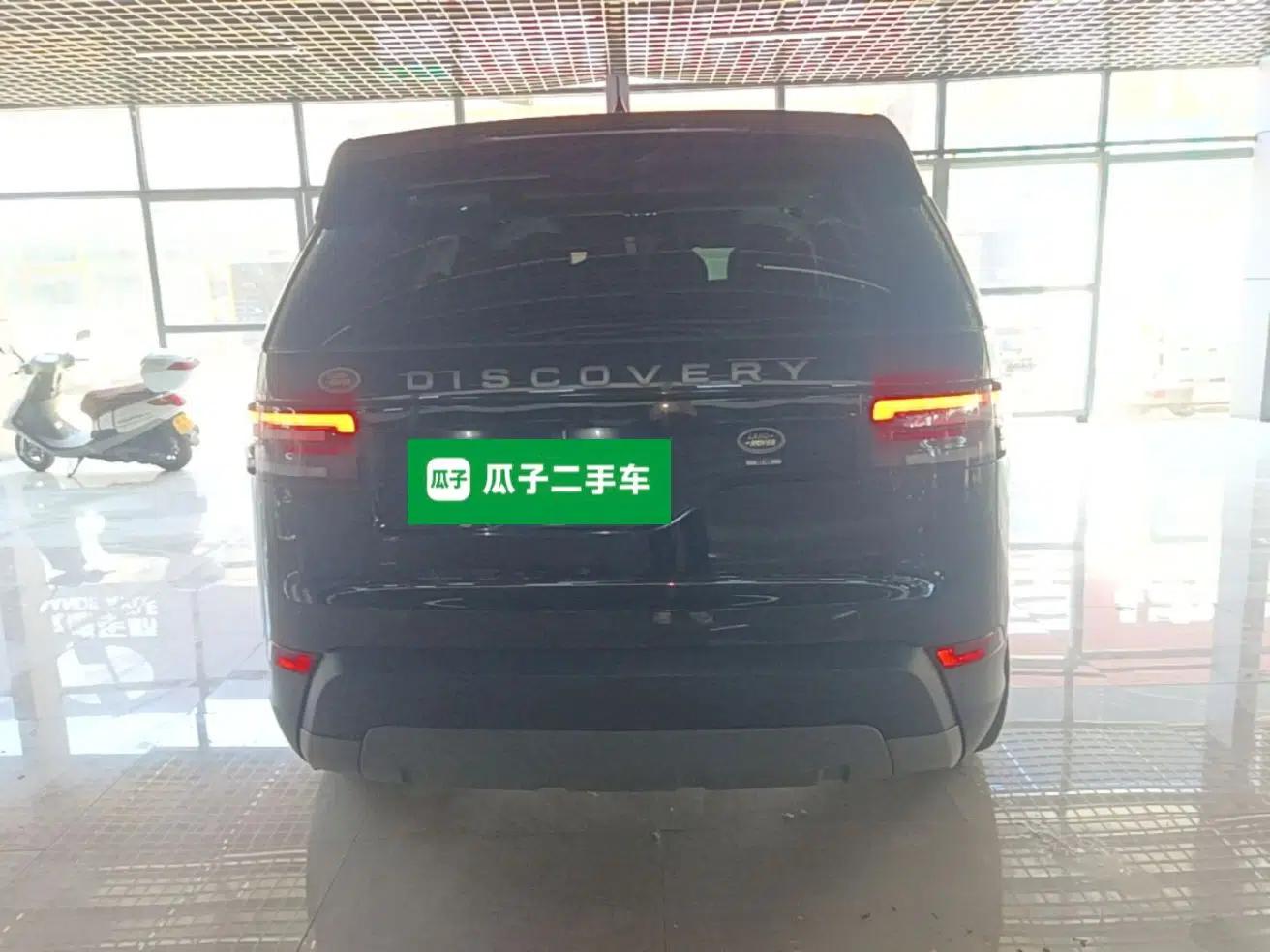 Land Rover Discovery 2017 5th Generation 3.0 V6 SE — миниатюра 3