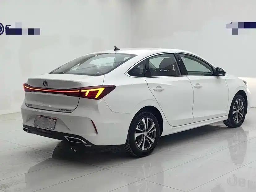 Changan Eado 2024 PLUS Blue Whale NE 1.4T GDI DCT High-Performance Edition — миниатюра 4