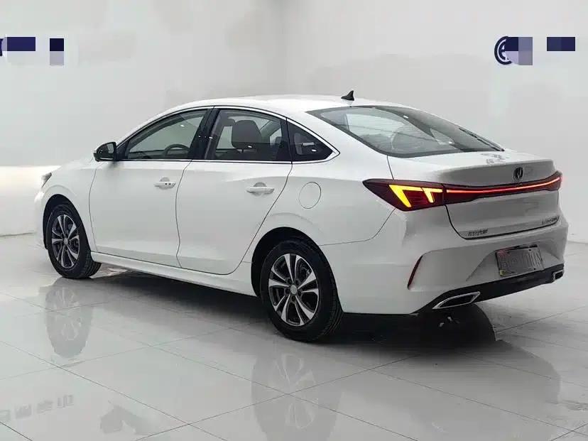 Changan Eado 2024 PLUS Blue Whale NE 1.4T GDI DCT High-Performance Edition — миниатюра 6
