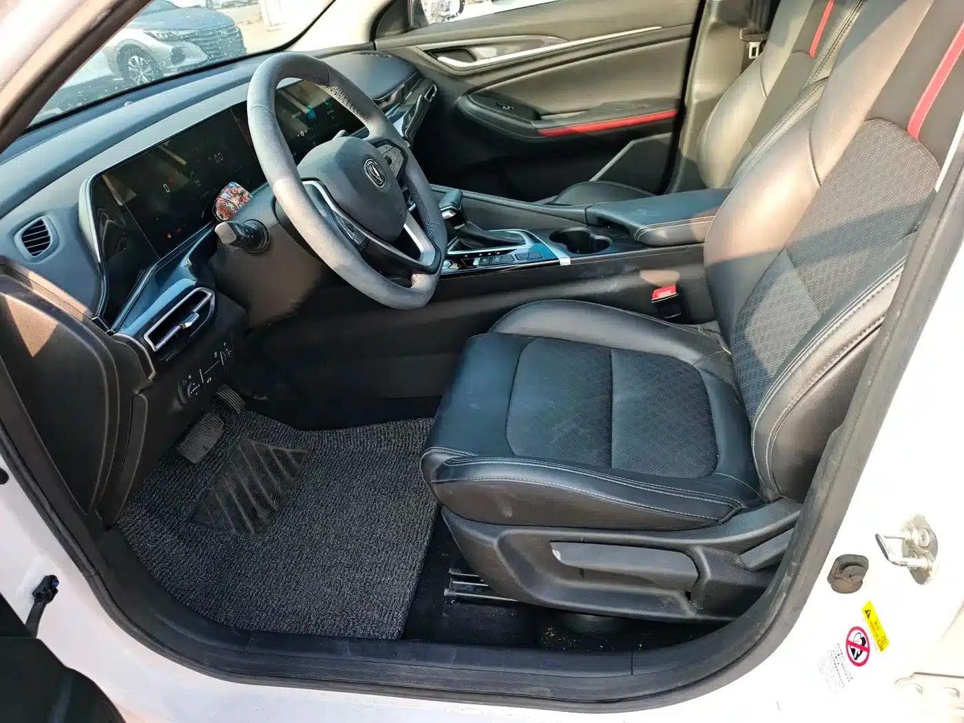 Changan Eado 2020 PLUS Blue Whale NE 1.4T GDI DCT Premium Edition — миниатюра 31