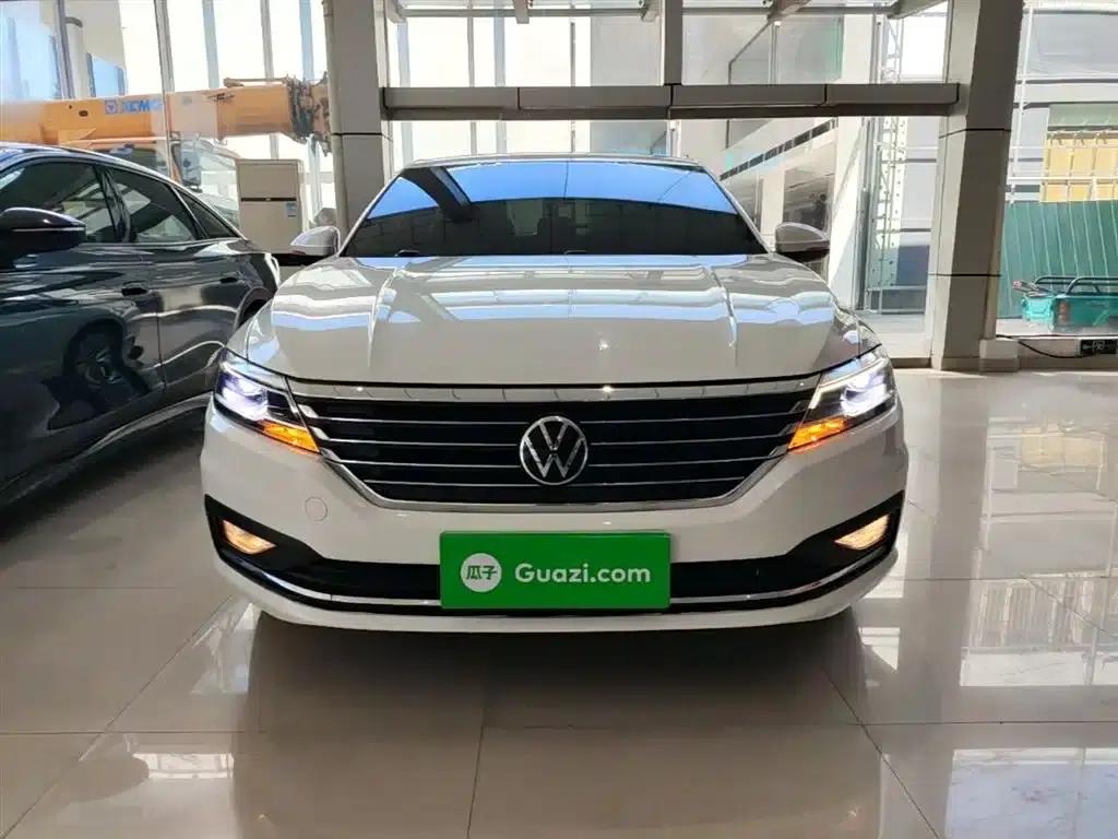 2021 Volkswagen Lavida 280TSI DSG Comfort Edition — миниатюра 3