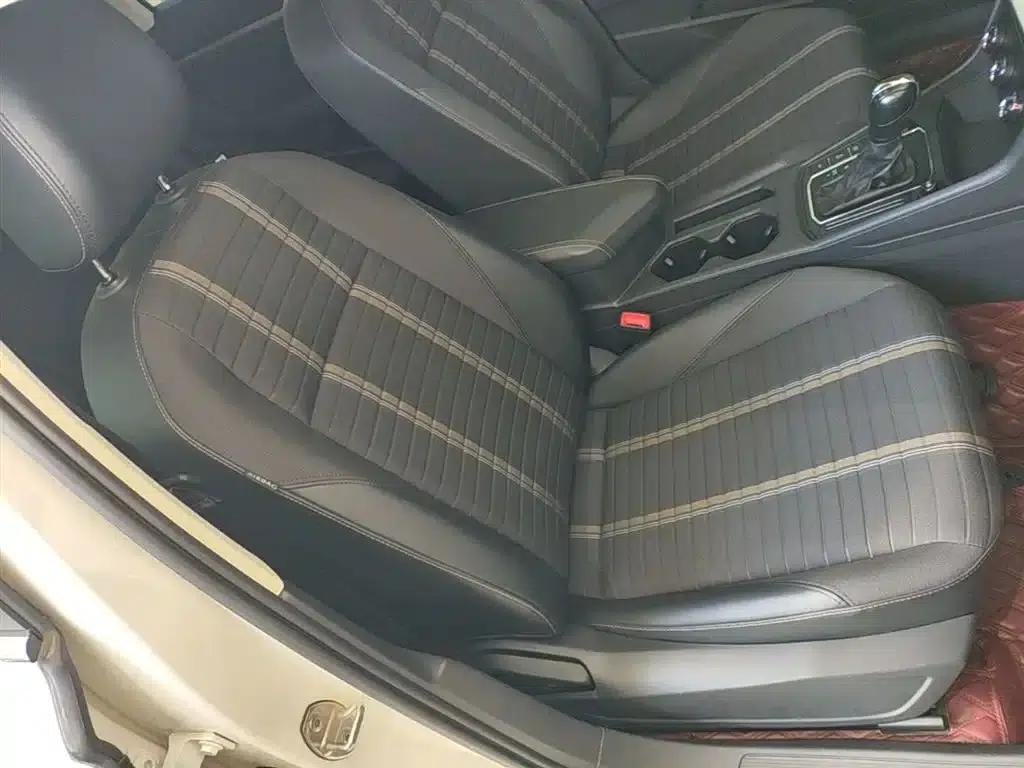 2021 Volkswagen Lavida 280TSI DSG Comfort Edition — миниатюра 25