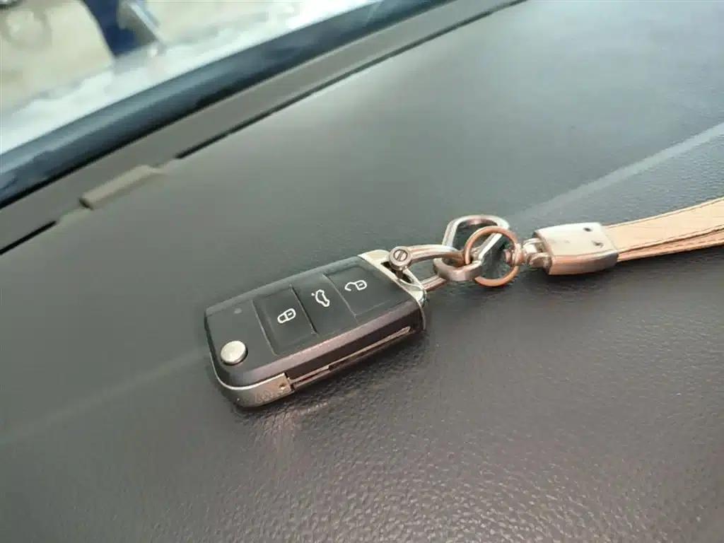 2021 Volkswagen Lavida 280TSI DSG Comfort Edition — миниатюра 9