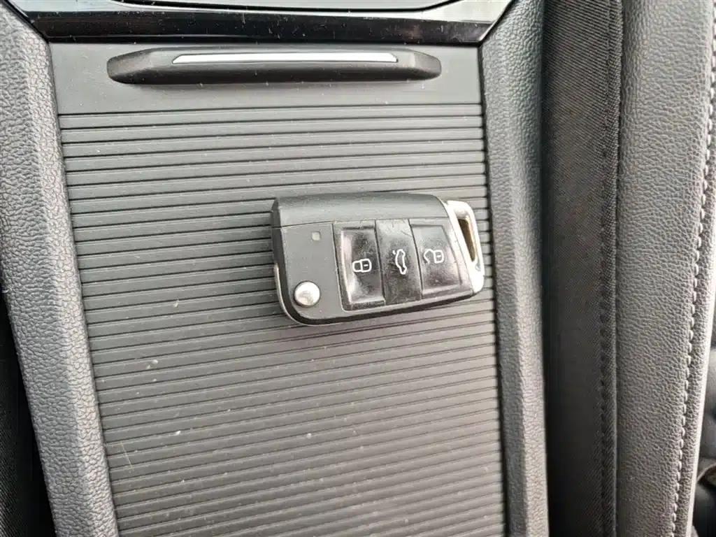 2019 Volkswagen Sagitar 280TSI DSG Comfort Model (China VI Emission Standard) — миниатюра 9