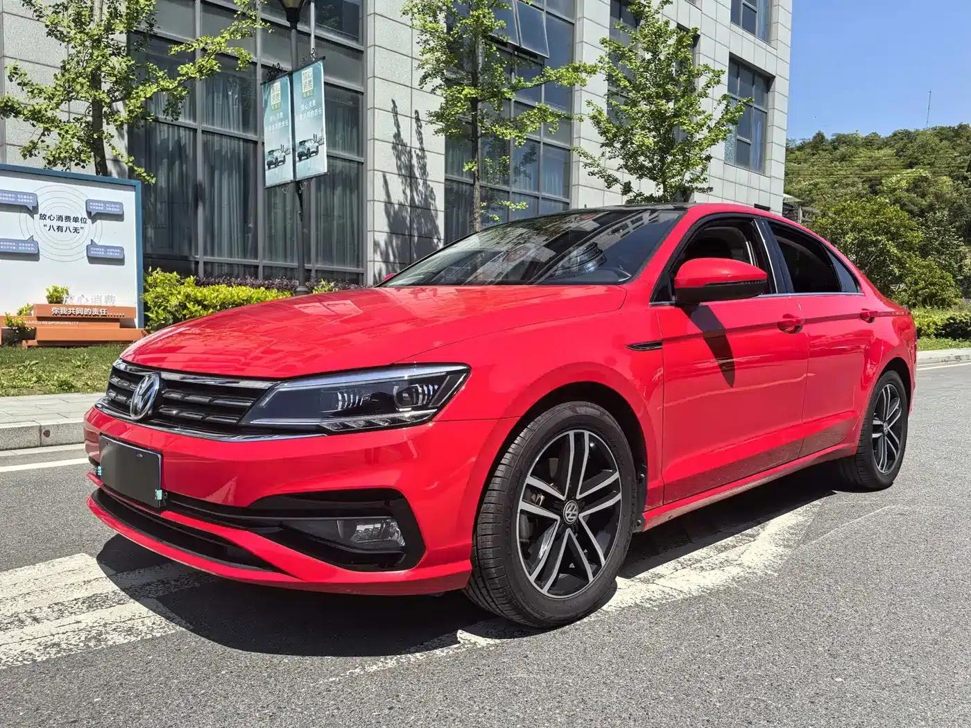 Lamando 2021 Facelift 280TSI DSG Comfort Edition — миниатюра 1