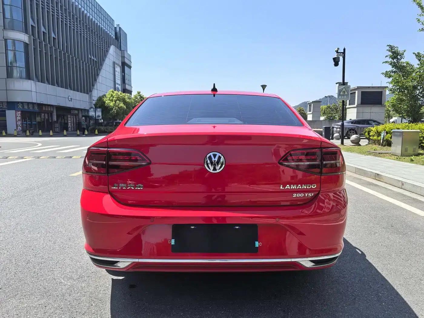 Lamando 2021 Facelift 280TSI DSG Comfort Edition — миниатюра 9