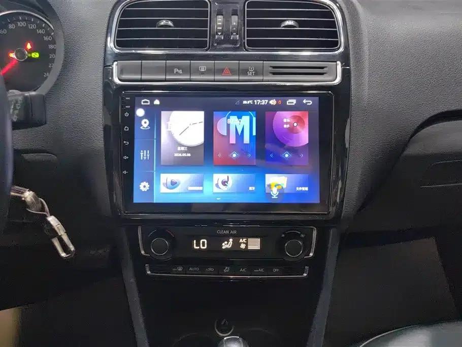 2016 Polo 1.6L Automatic Luxury — миниатюра 13