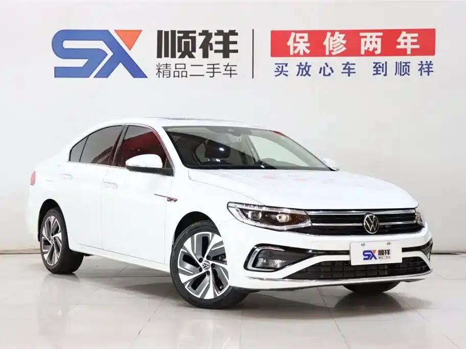 2023 Volkswagen Bora 300TSI DSG Premium Edition — миниатюра 3