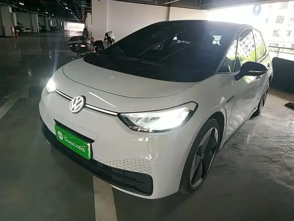 Volkswagen ID.3 2023 Pure Smart Edition — миниатюра 2