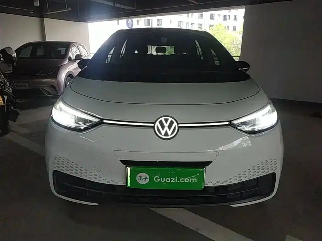 Volkswagen ID.3 2023 Pure Smart Edition — миниатюра 3