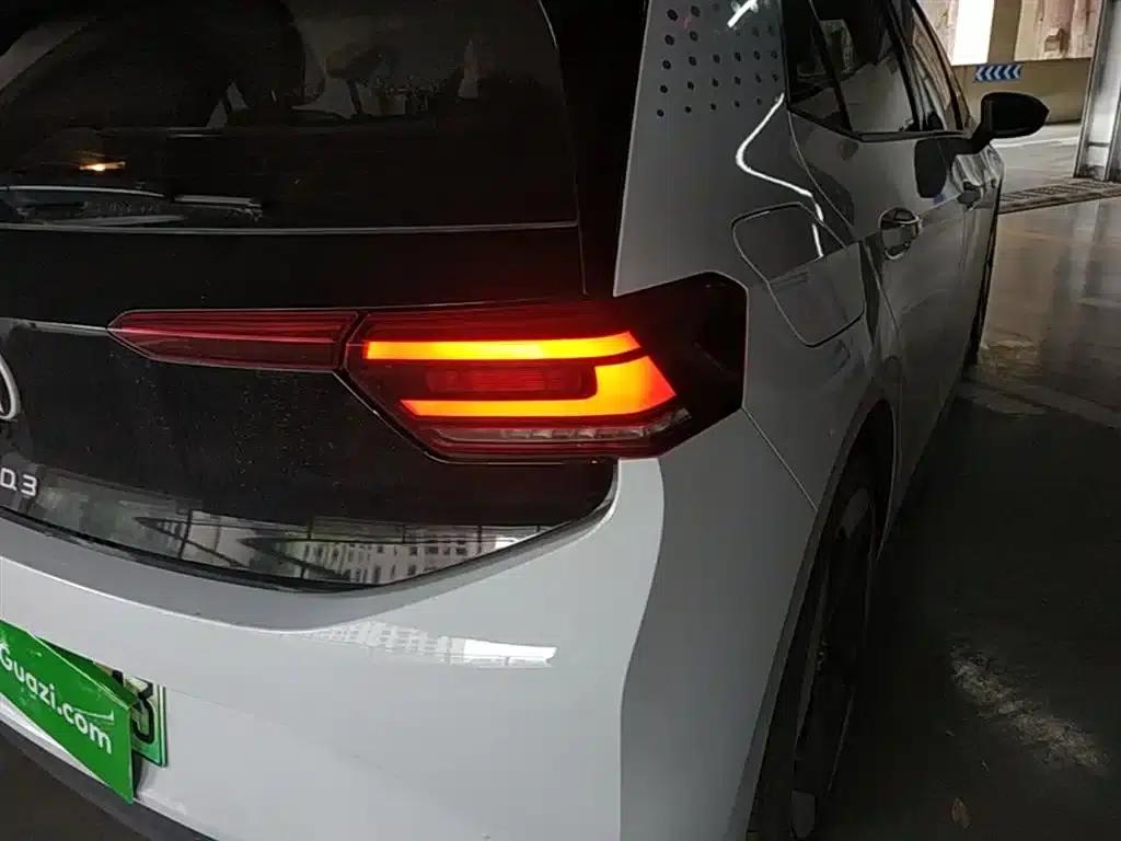 Volkswagen ID.3 2023 Pure Smart Edition — миниатюра 8