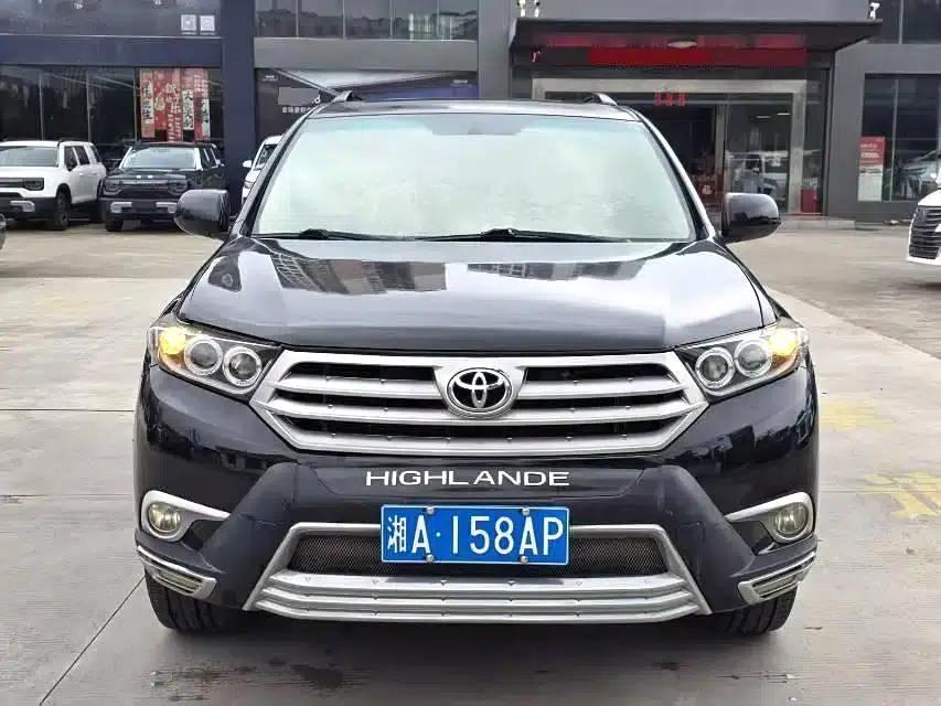 2012 Highlander 2.7L 2WD 7-seater Luxury Edition — миниатюра 2