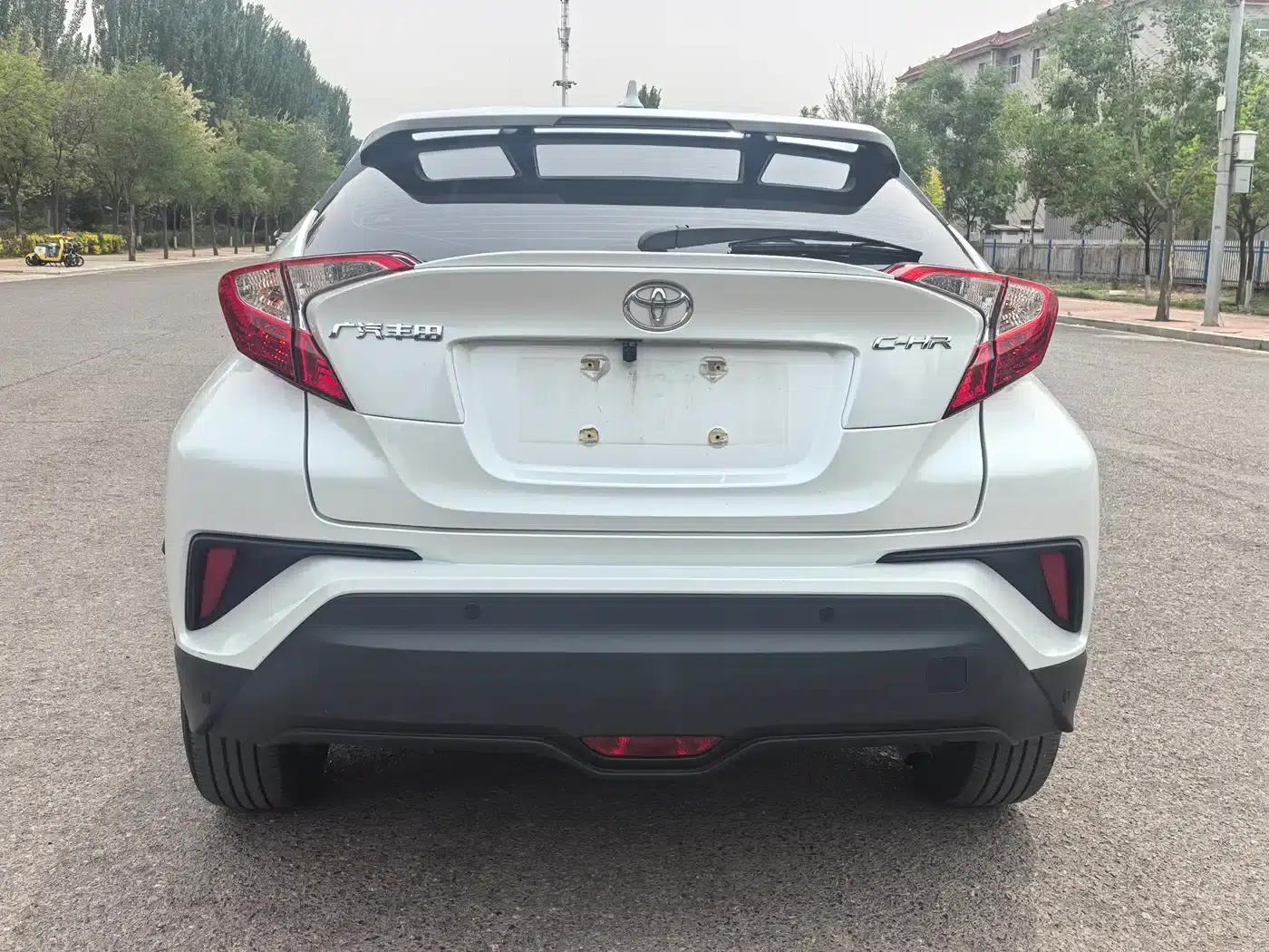 Toyota C-HR 2023 2.0L Comfort Edition — миниатюра 8