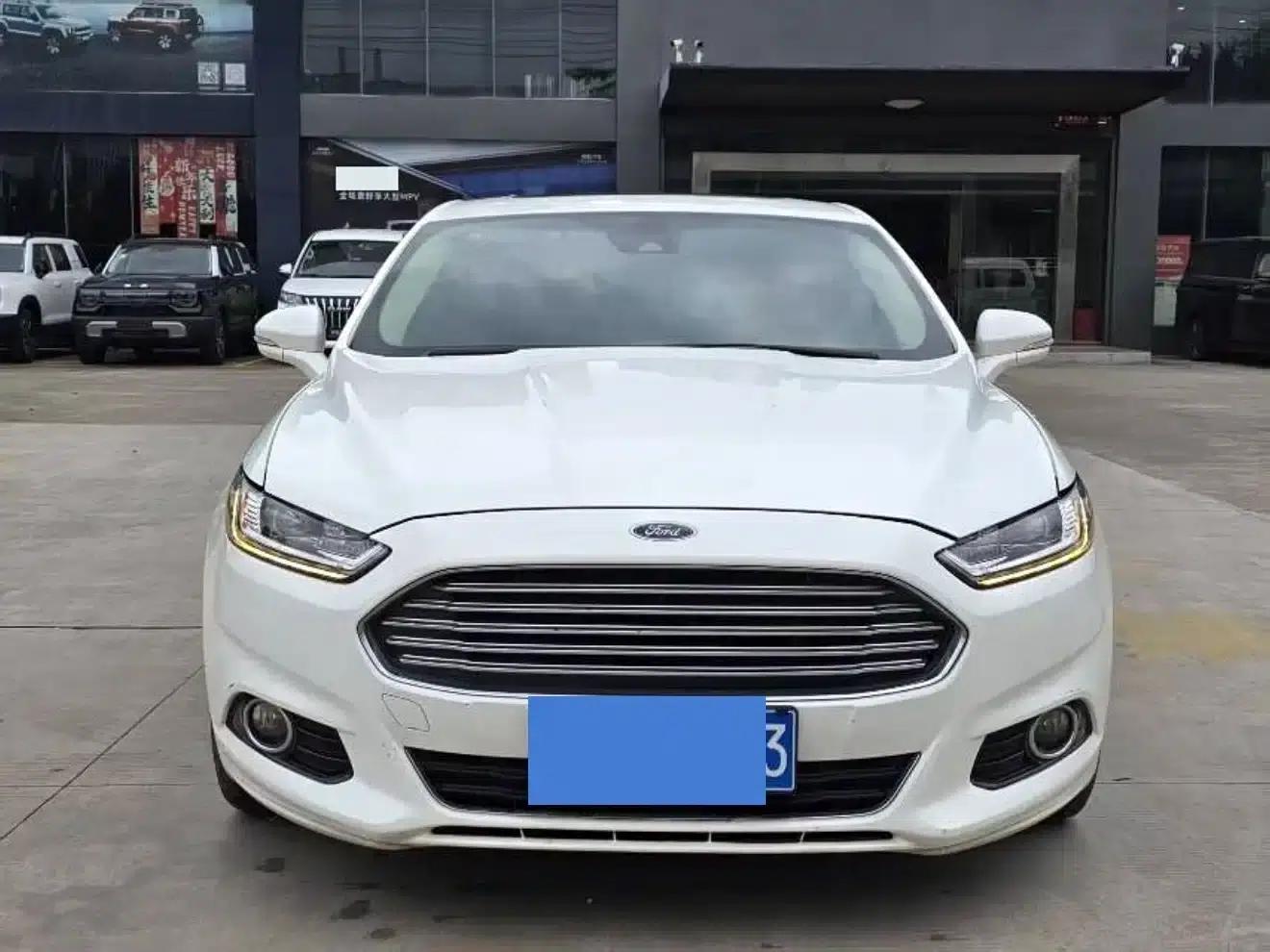 2013 Ford Mondeo 2.0L GTDi200 Luxury — миниатюра 1