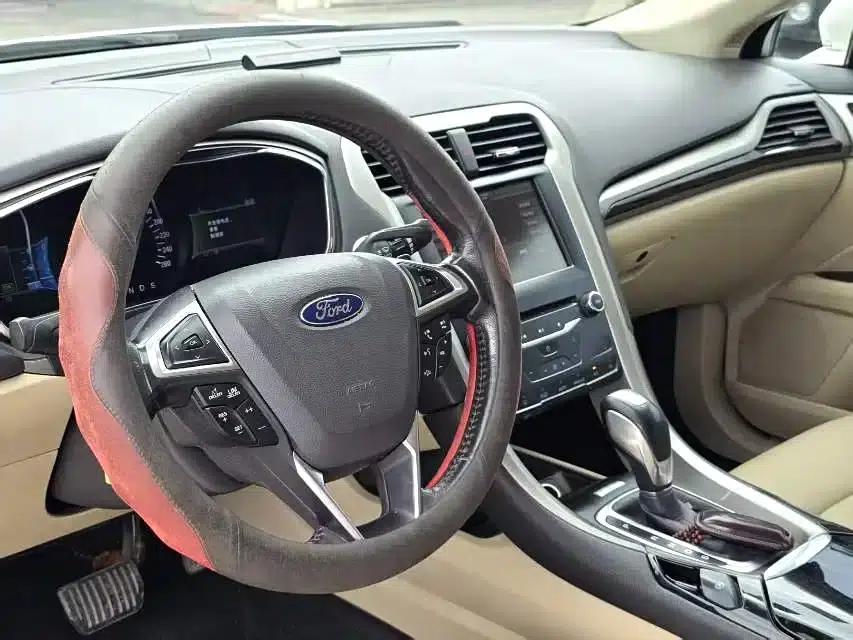 2013 Ford Mondeo 2.0L GTDi200 Luxury — миниатюра 6