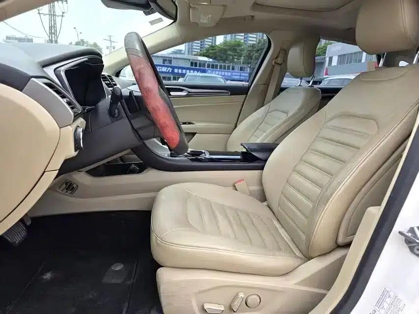 2013 Ford Mondeo 2.0L GTDi200 Luxury — миниатюра 7