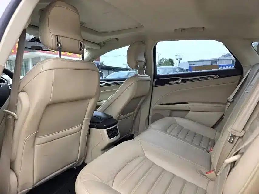 2013 Ford Mondeo 2.0L GTDi200 Luxury — миниатюра 8