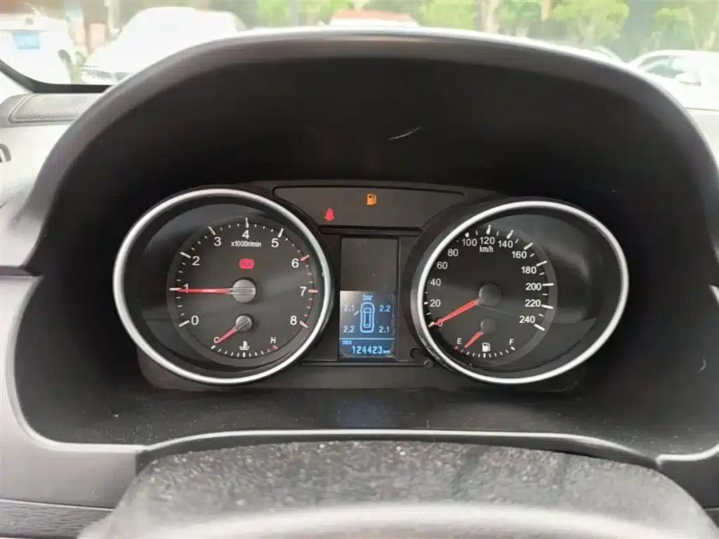 Haval H6 2014 Sport Edition 1.5T Manual 2WD Elite — миниатюра 12