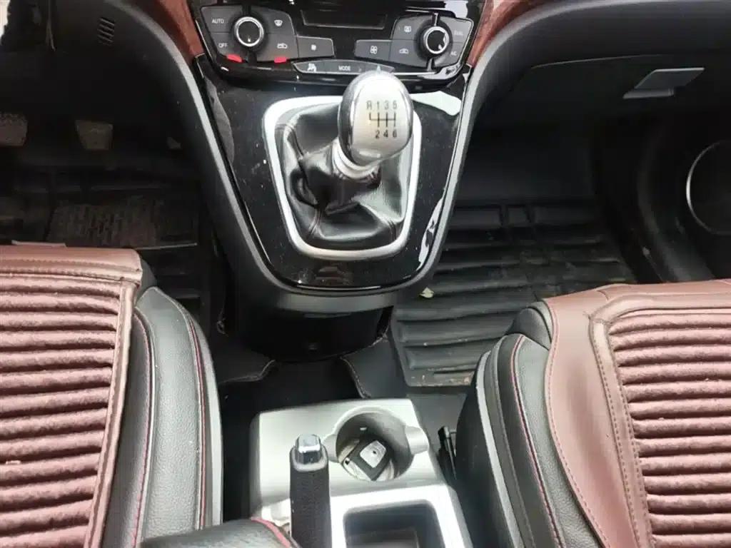 Haval H6 2014 Sport Edition 1.5T Manual 2WD Elite — миниатюра 14