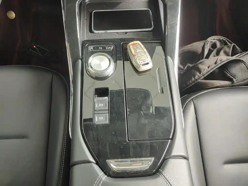 Haval H6 2021 Model, Third Generation, 2.0T Automatic Two-Wheel Drive Max — миниатюра 14