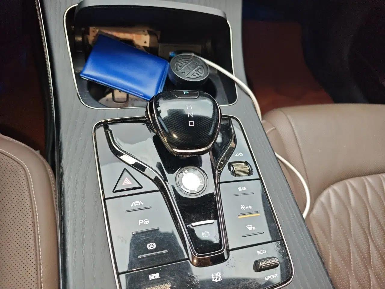 BYD Han 2020 EV Four-Wheel Drive High-Performance Flagship Model — миниатюра 13