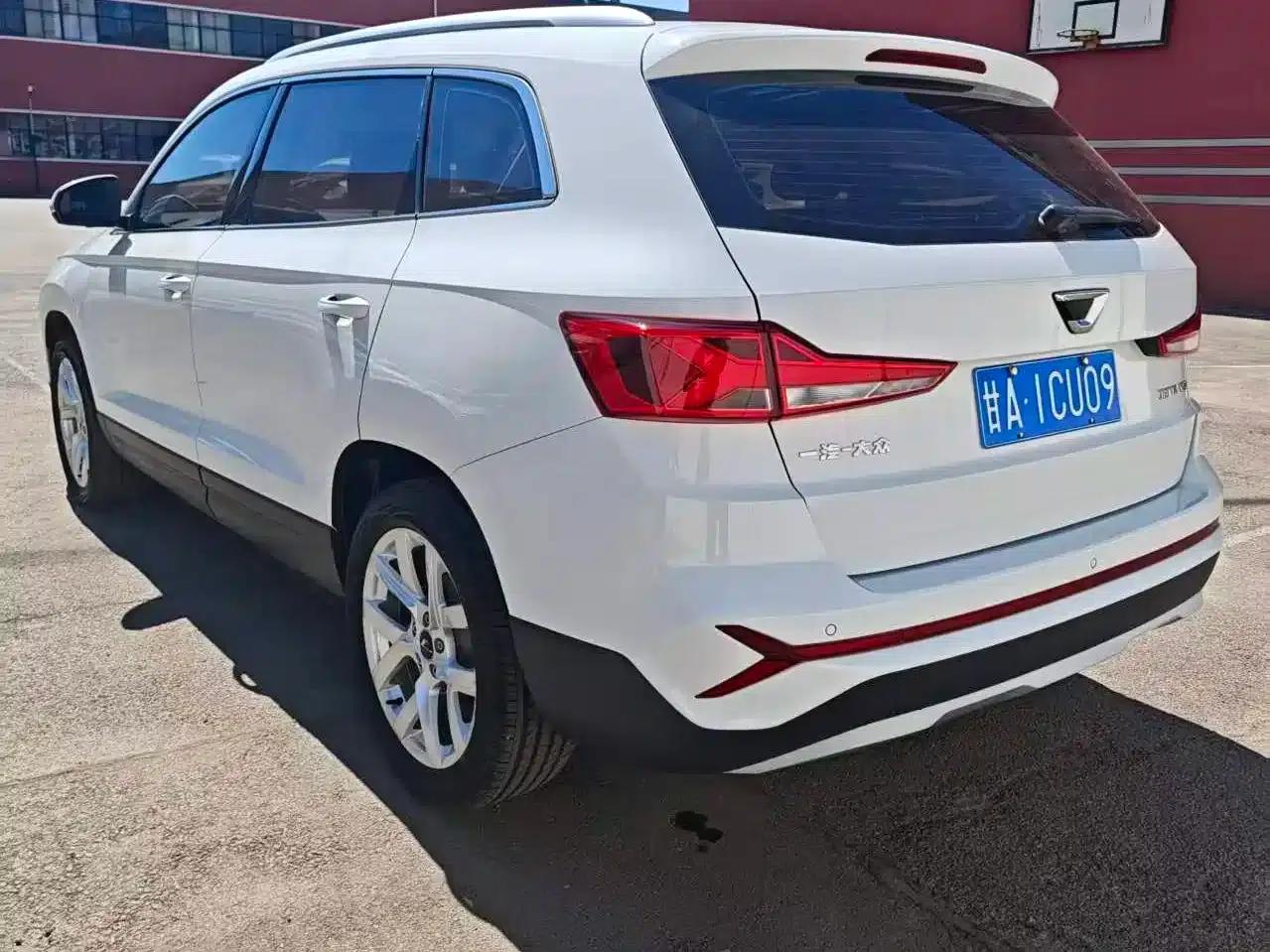 Jetta VS7 2023 280TSI Automatic Entry-Level Edition — миниатюра 3