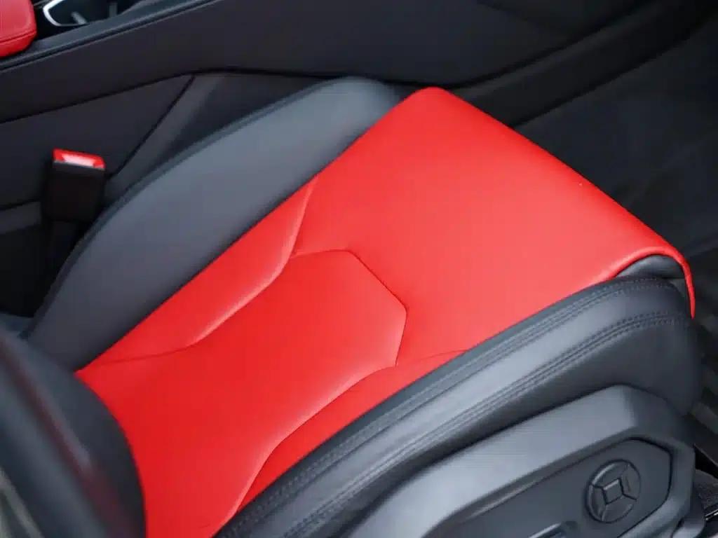 2018 Urus 4.0T V8 — миниатюра 46