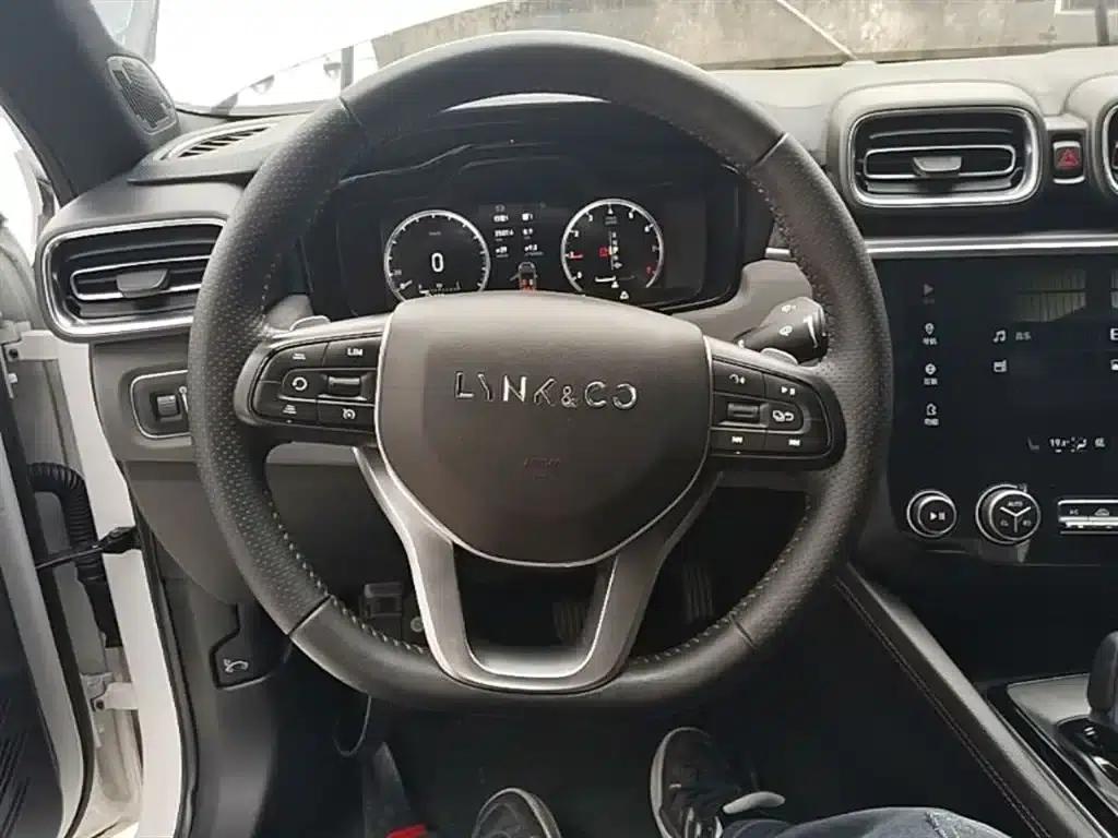 Lynk & Co 03 2019 1.5TD DCT Sport Edition (China VI Emission Standard) — миниатюра 11