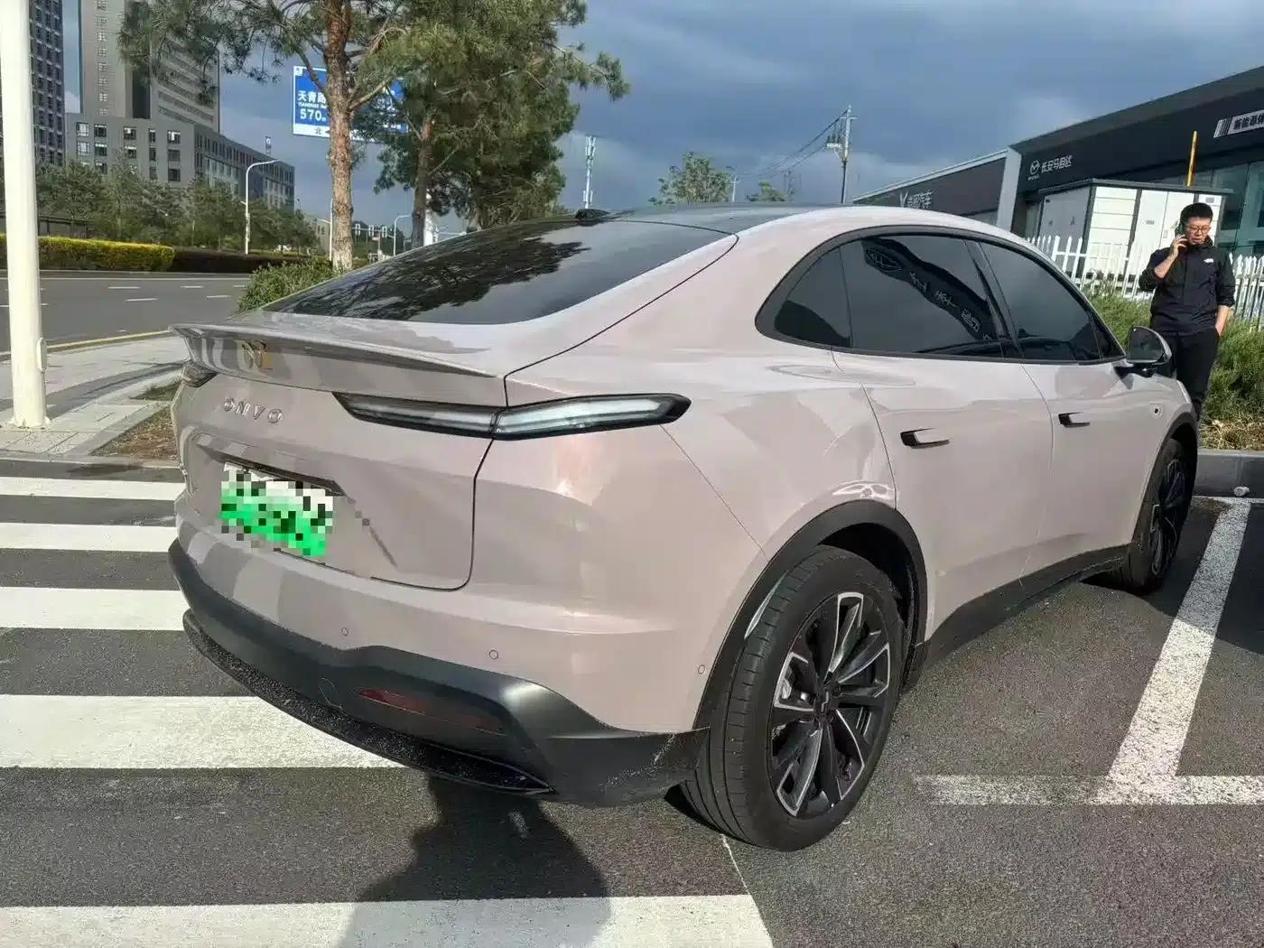 2024 Chevrolet A60 60kWh AWD — миниатюра 6
