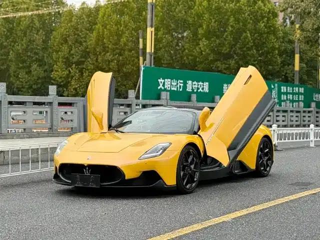 Maserati MC20 2023 3.0T Standard Edition