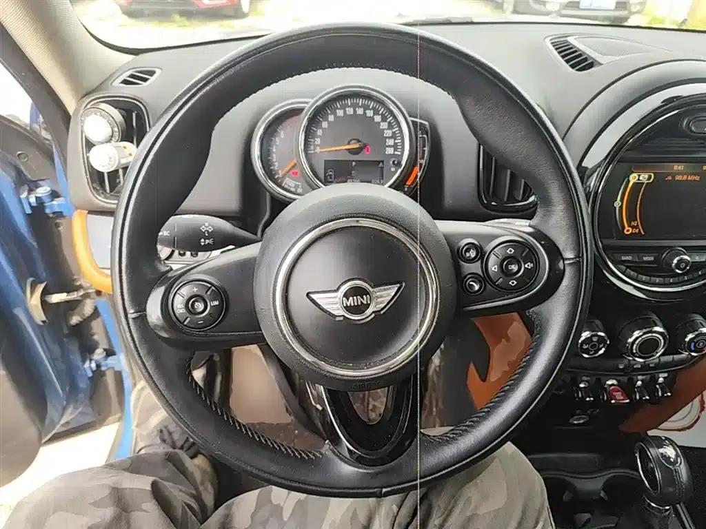 2017 MINI COUNTRYMAN 1.5T COOPER ALL4 — миниатюра 11