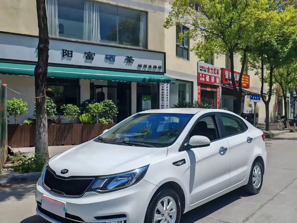 Kia K2 2015 Sedan 1.4L MT GLS — миниатюра 1