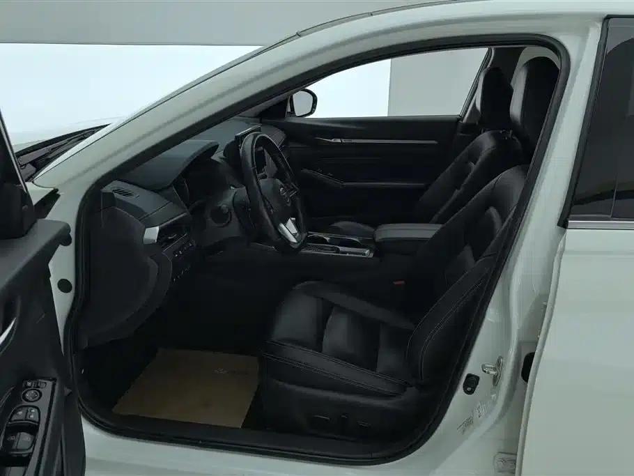 Teana 2020 Facelift 2.0T XL Upper AD1 Smart Navigation Edition — миниатюра 9