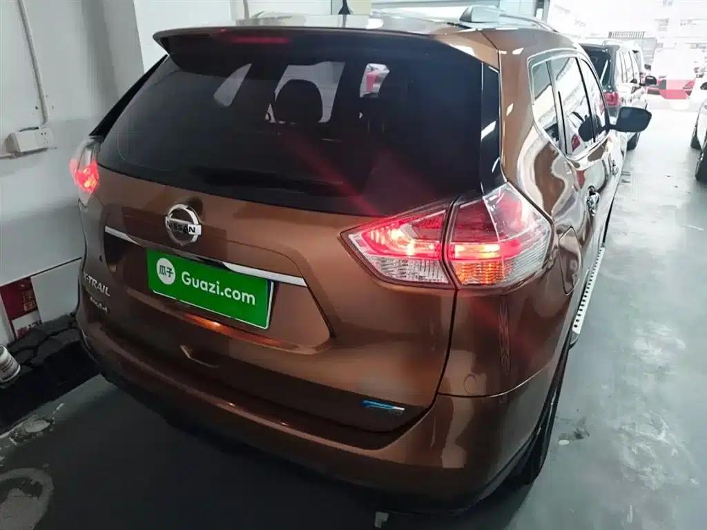 Nissan X-Trail 2016 2.0L CVT Smart Edition 4WD — миниатюра 4
