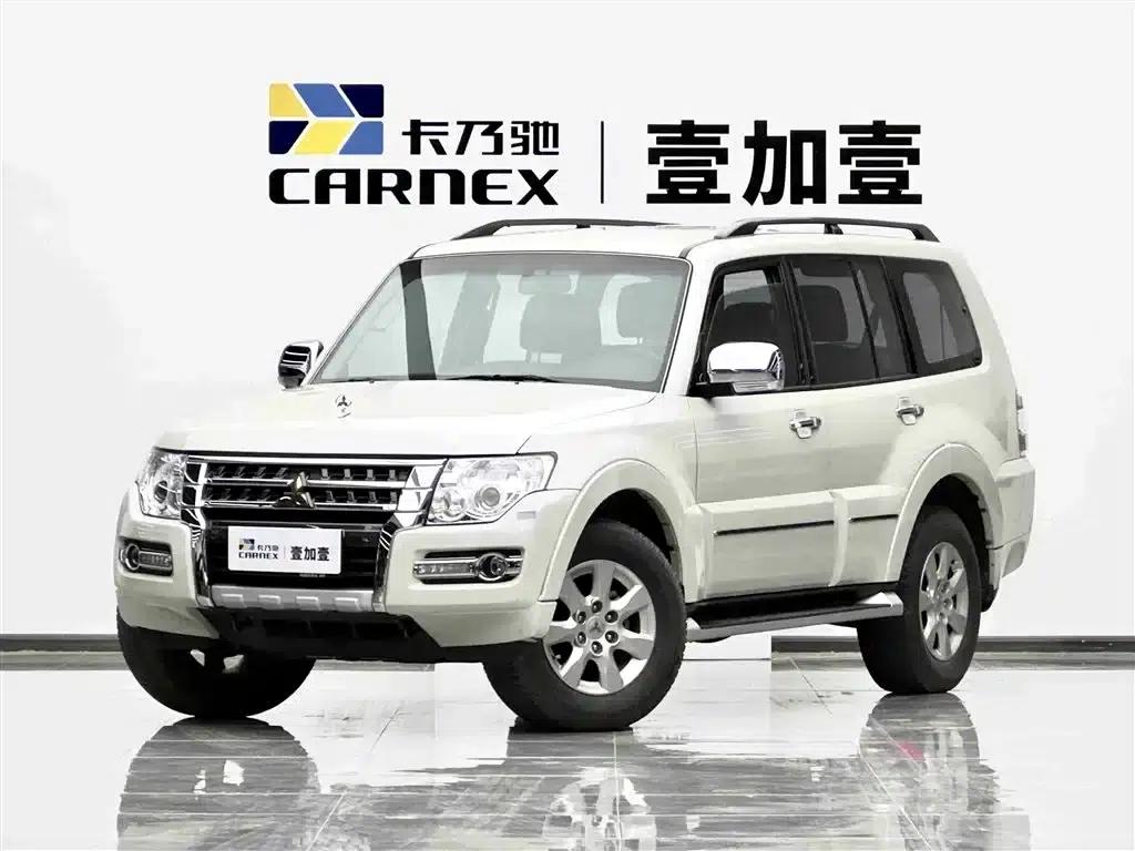 2020 Pajero Imported 3.0L Automatic Standard Edition — миниатюра 1