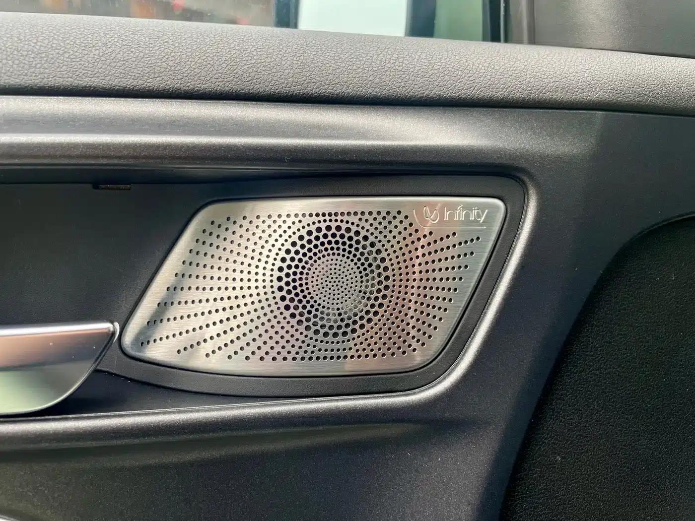 The 2021 Tank 300 City Edition 2.0T is very stylish. — миниатюра 19