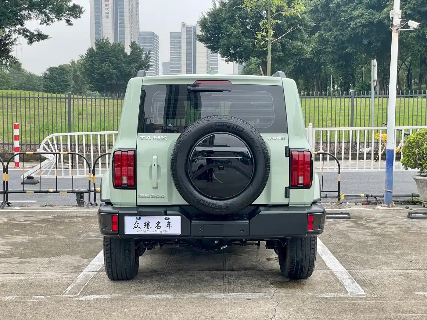 The 2021 Tank 300 City Edition 2.0T is very stylish. — миниатюра 6