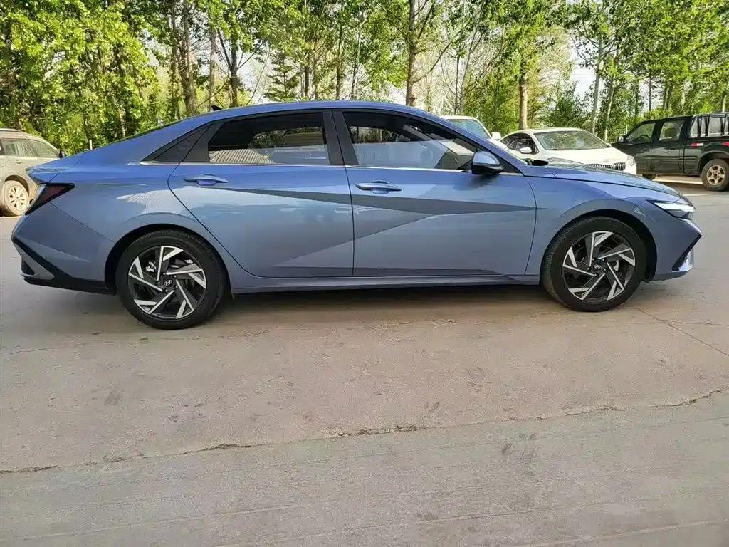 Hyundai Elantra 2023 1.5L CVT GLX Elite Edition — миниатюра 10