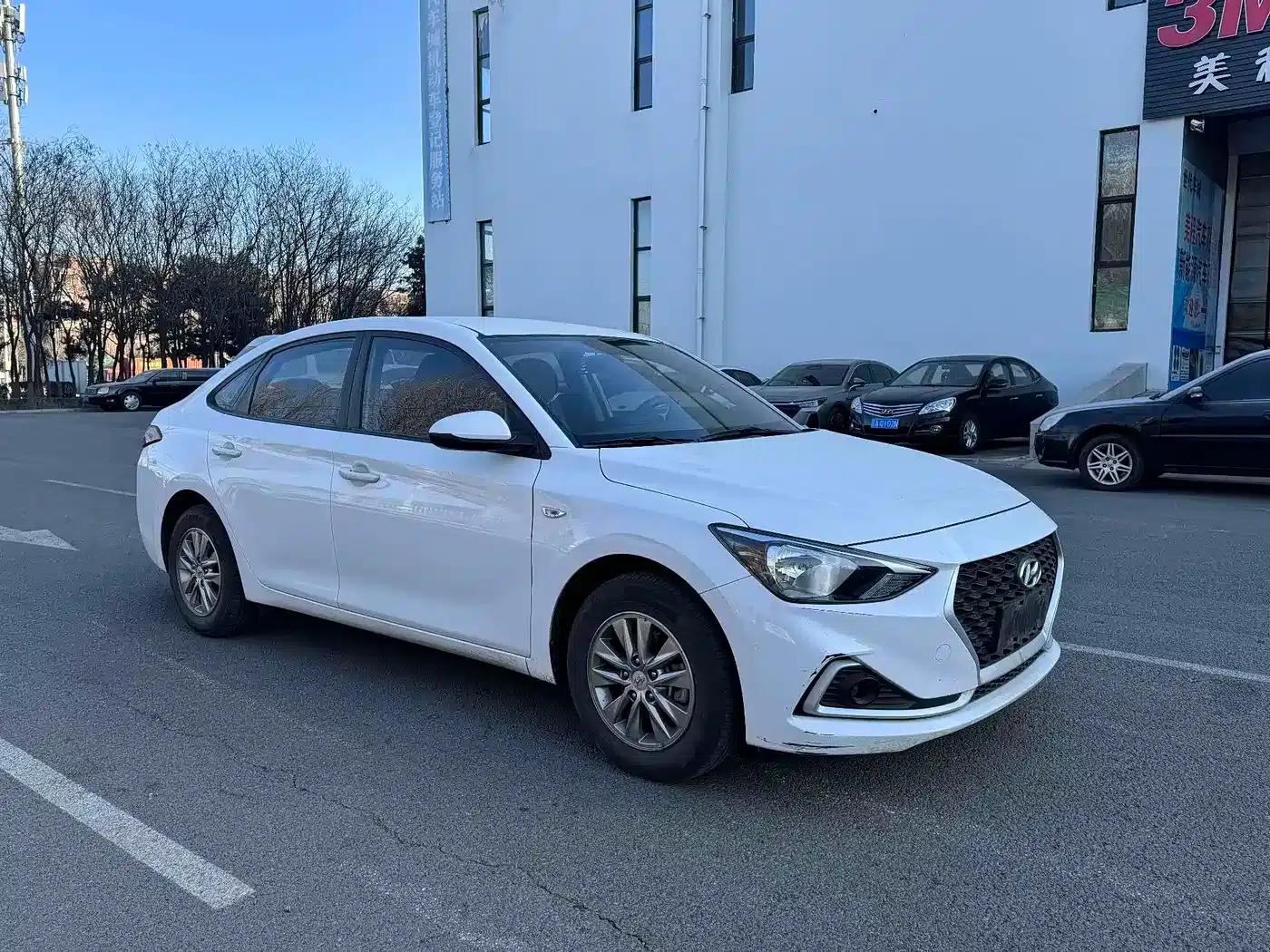 Hyundai Elantra 2020 1.6L Automatic GL Edition — миниатюра 3
