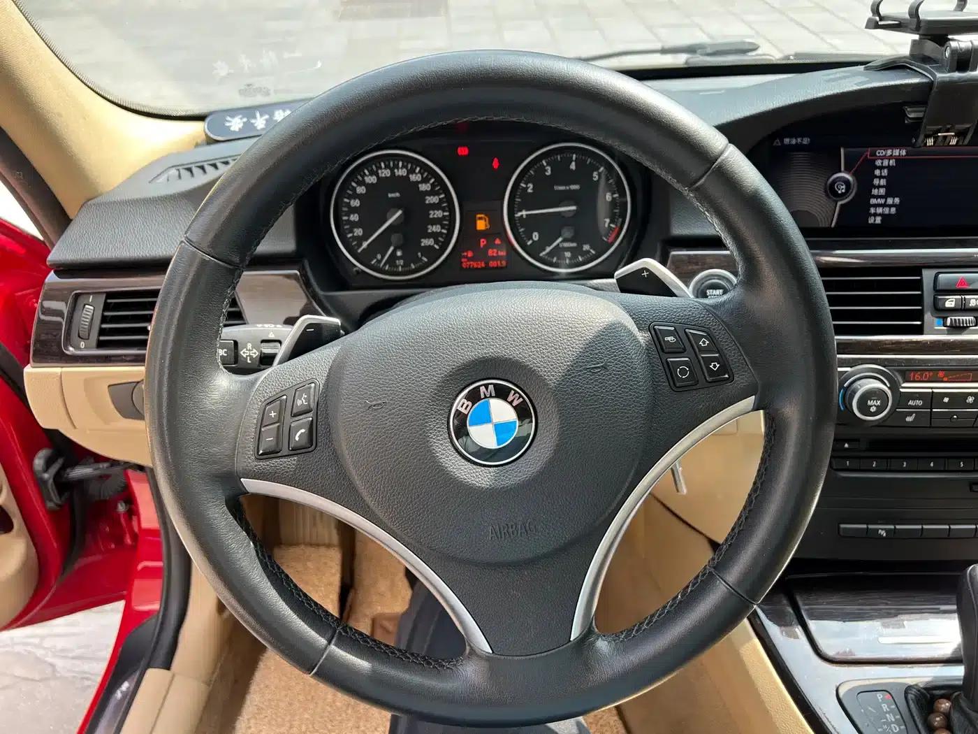 BMW 3 Series 2012 325i Luxury — миниатюра 8